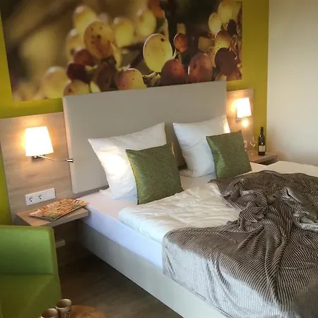 Weingut Bastian 招待所 布劳讷贝格