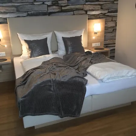 招待所 Weingut Bastian