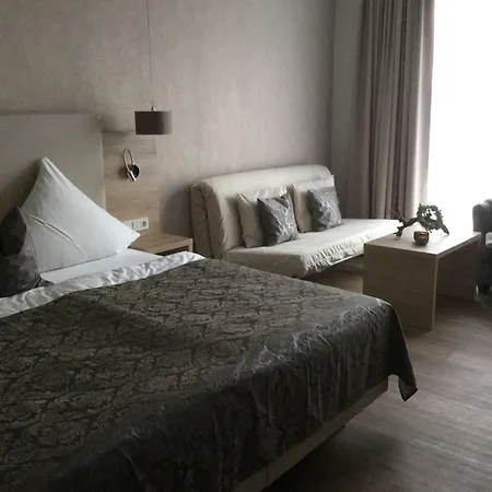 Penzion Weingut Bastian 3*