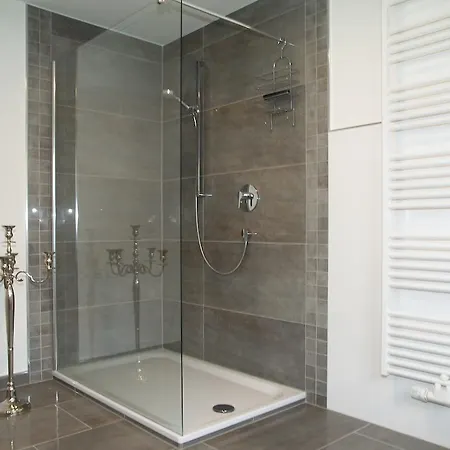 Weingut Bastian 布劳讷贝格