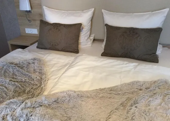 Weingut Bastian 3* Brauneberg