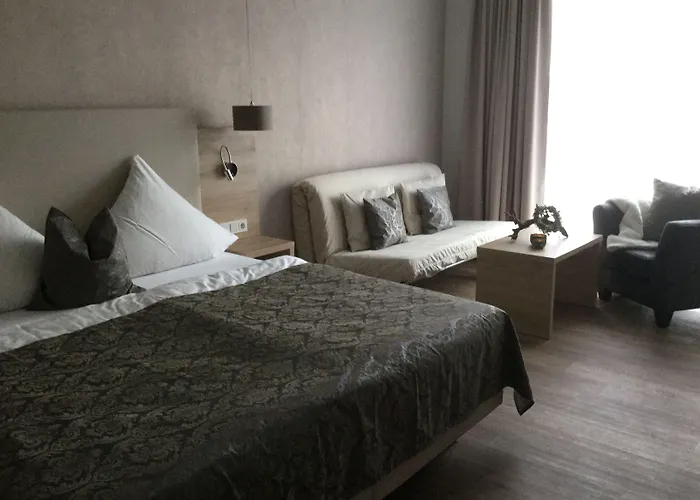 Gasthuis Weingut Bastian 3*