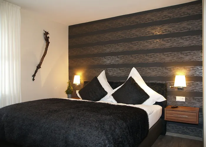 Weingut Bastian 3* Brauneberg