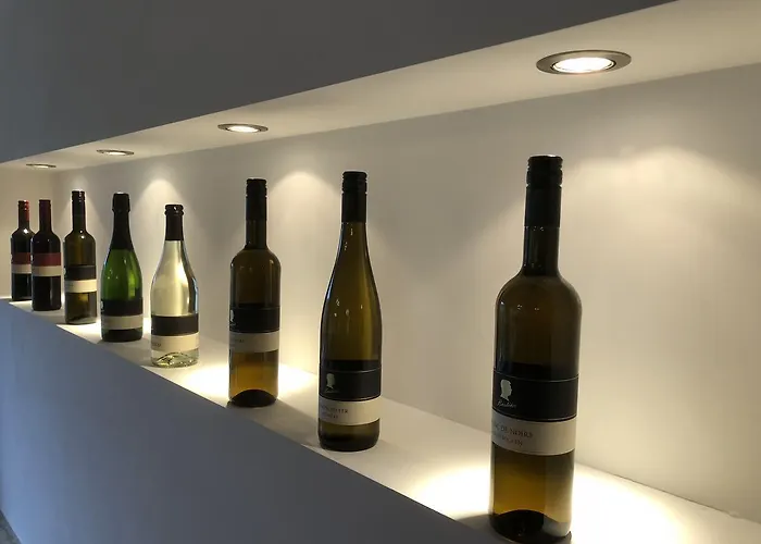 Weingut Bastian 3* בראונברג